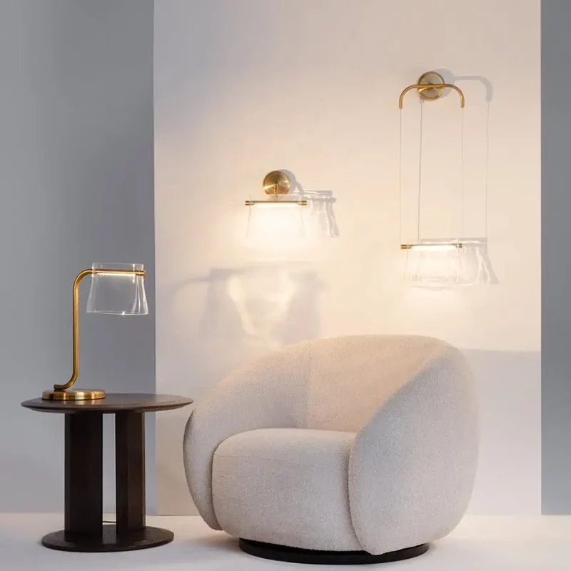Wandleuchte – Messingfarbenes Metall, Glas, Warmweißes Licht, 330 cm Höhe - Cabaret | Maytoni