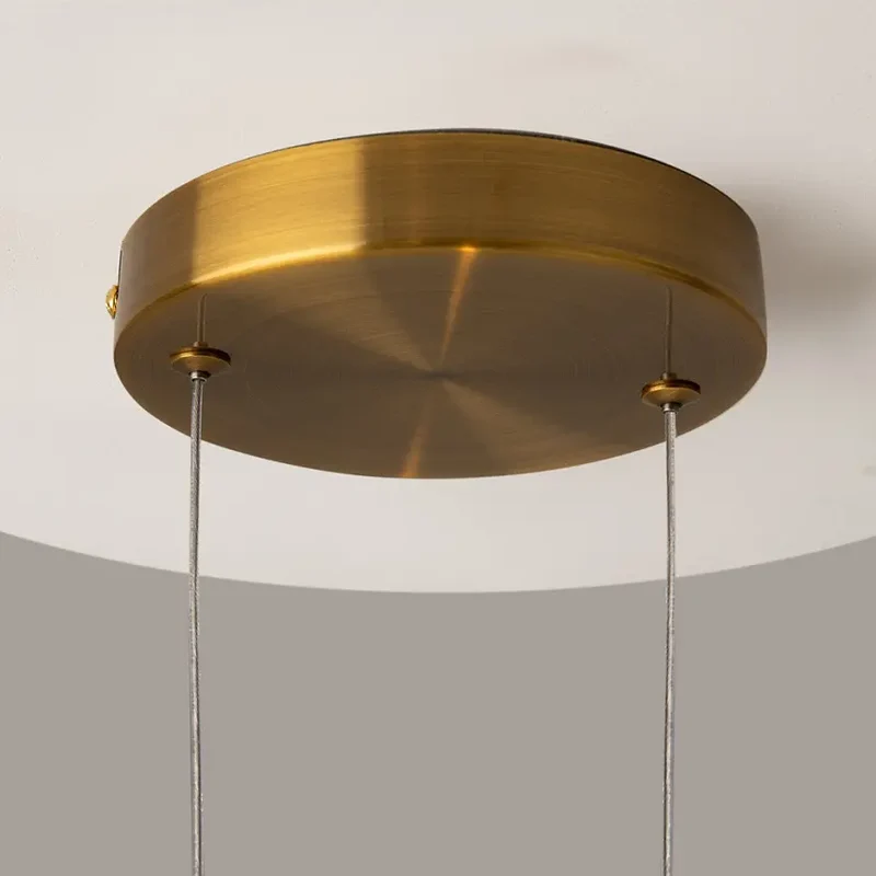 Pendelleuchte – Messingfarbenes Metall, Höhenverstellbar, 5 W Leistung, Warmweißes Licht, 35 cm Höhe - Lunare | Maytoni