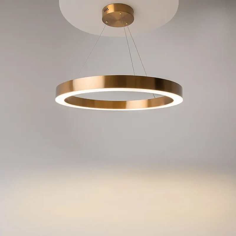 Pendelleuchte – Messing Finish, Acrylschirm, 39 W LED, IP20 Schutz, Ø60 cm - Saturno | Maytoni