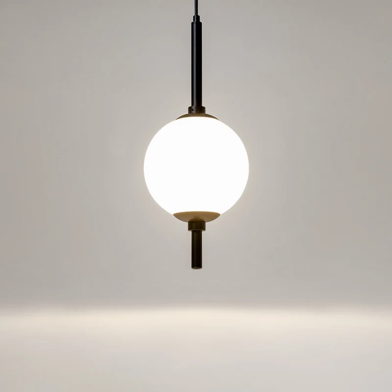 Pendelleuchte – Schwarzes Finish, Metallgehäuse, 7W Leistung, 360° Licht - The Sixth Sense | Maytoni