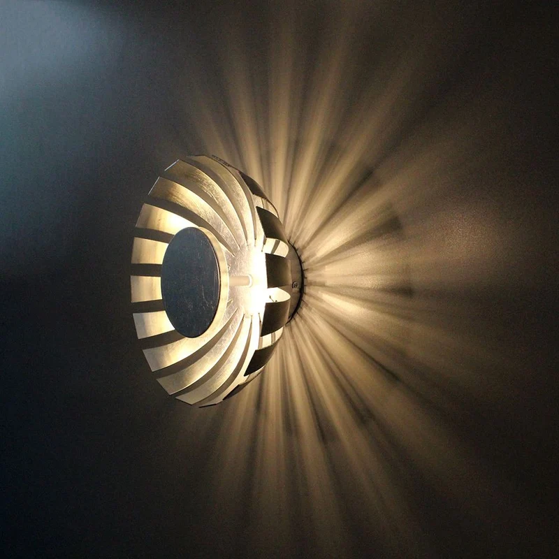 LED Wand- & Deckenleuchte Flare M Silberfarben