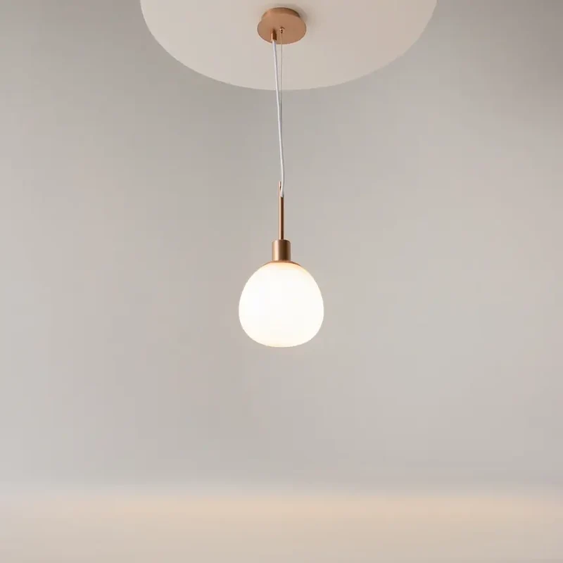 Pendelleuchte – Messingfarbenes Metall, Glasschirm, 1× E14 Fassung, 40 W Leistung - Erich | Maytoni