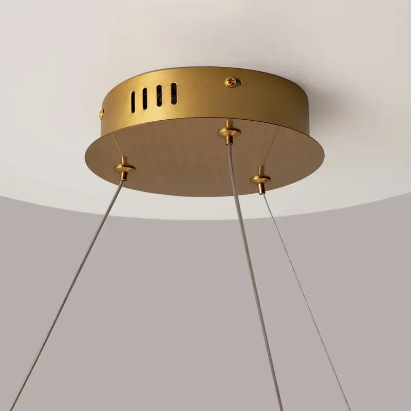 Pendelleuchte – Messingfarbenes Metall, 45 W Leistung, Warmweiß, Ø80 cm - Krone | Maytoni