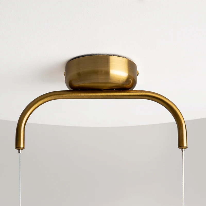 Pendelleuchte- Messingfarbenes Metall, Glas, Warmweißes Licht, 329 cm Höhe - Cabaret | Maytoni