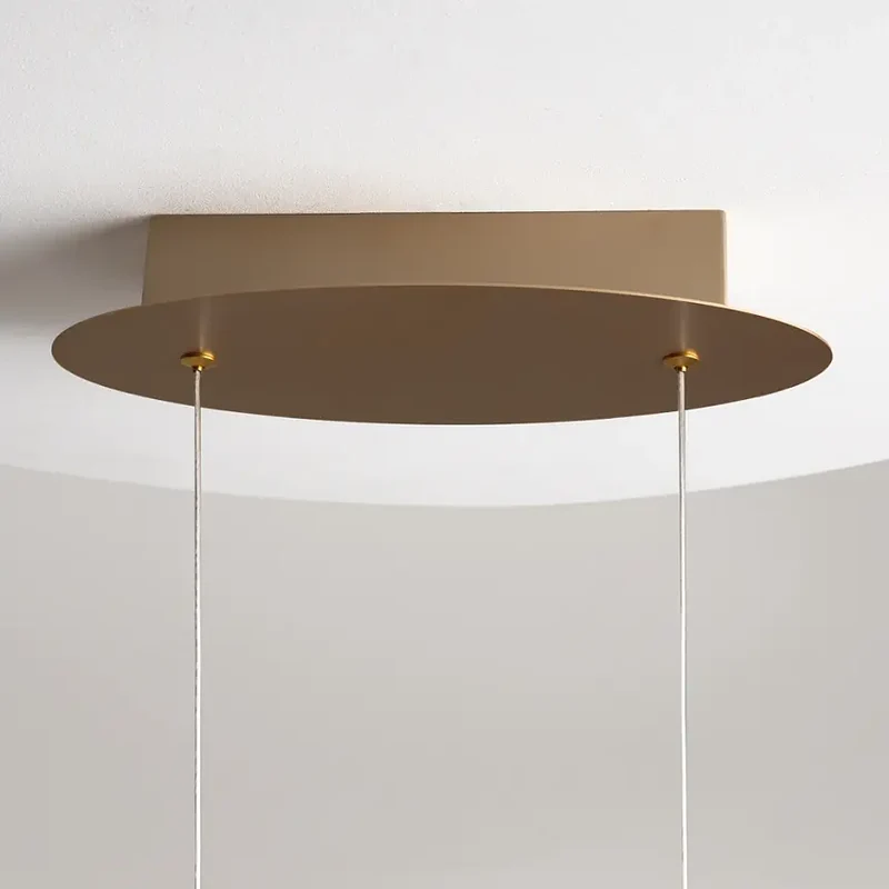 Pendelleuchte – Gold Alu, neutrales Licht, 175 cm hoch - Curve | Maytoni