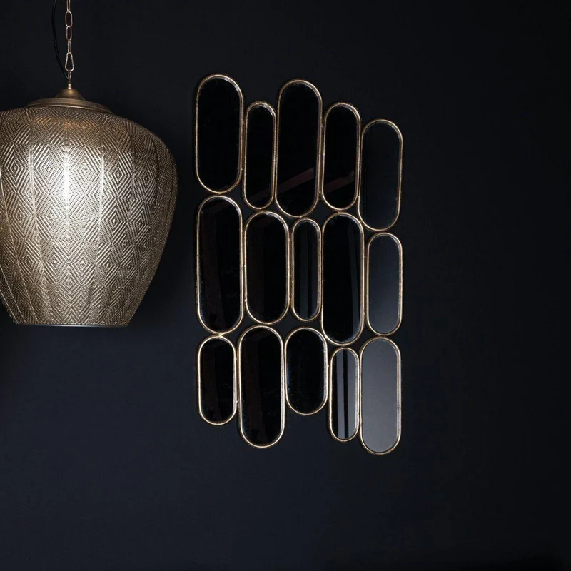 Pendelleuchte – Goldfarbenes Metall, Strukturierte Oberfläche, Bauchiges Design – Vesta | PTMD