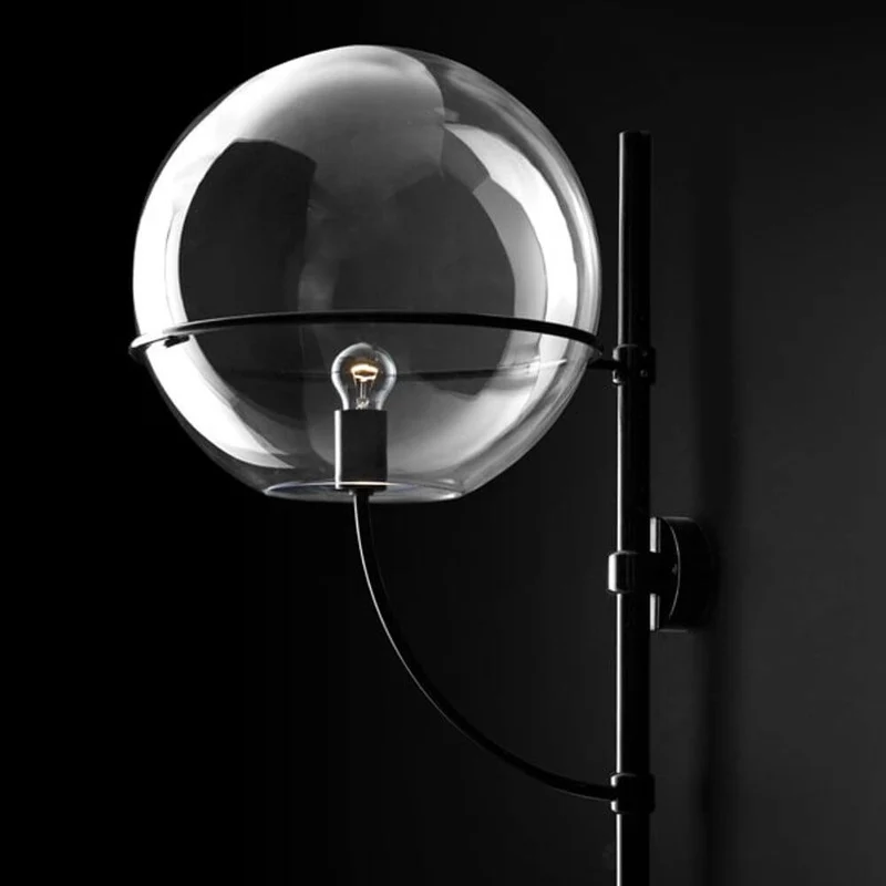 Oluce Kugelglas Außen-Wandlampe Lyndon Schwarz