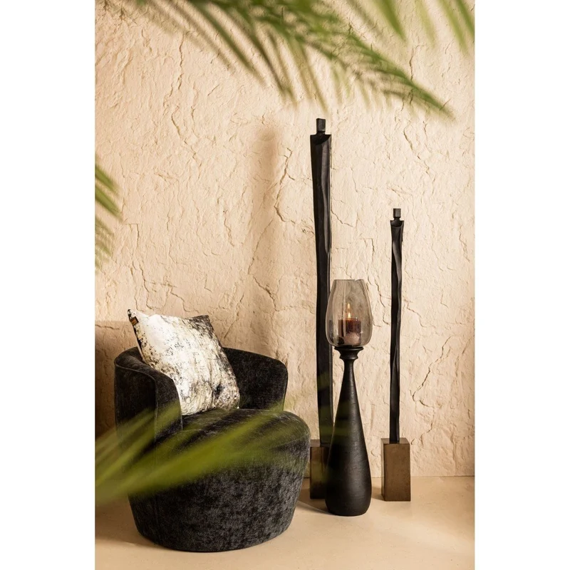 Windlicht – Schwarzes Metall, Schlankes Design, Elegante Form, M – Midi | PTMD